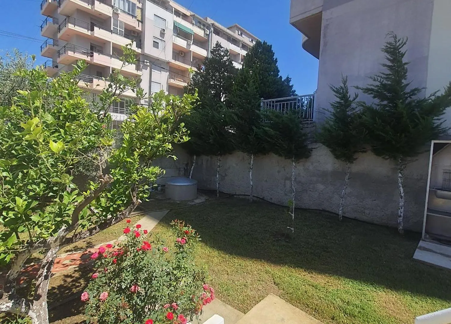 Guest House Begaj Orikum Holiday home